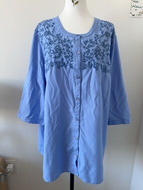 Blair Light Blue Floral Embroidered Button-Front Tunic 3XL